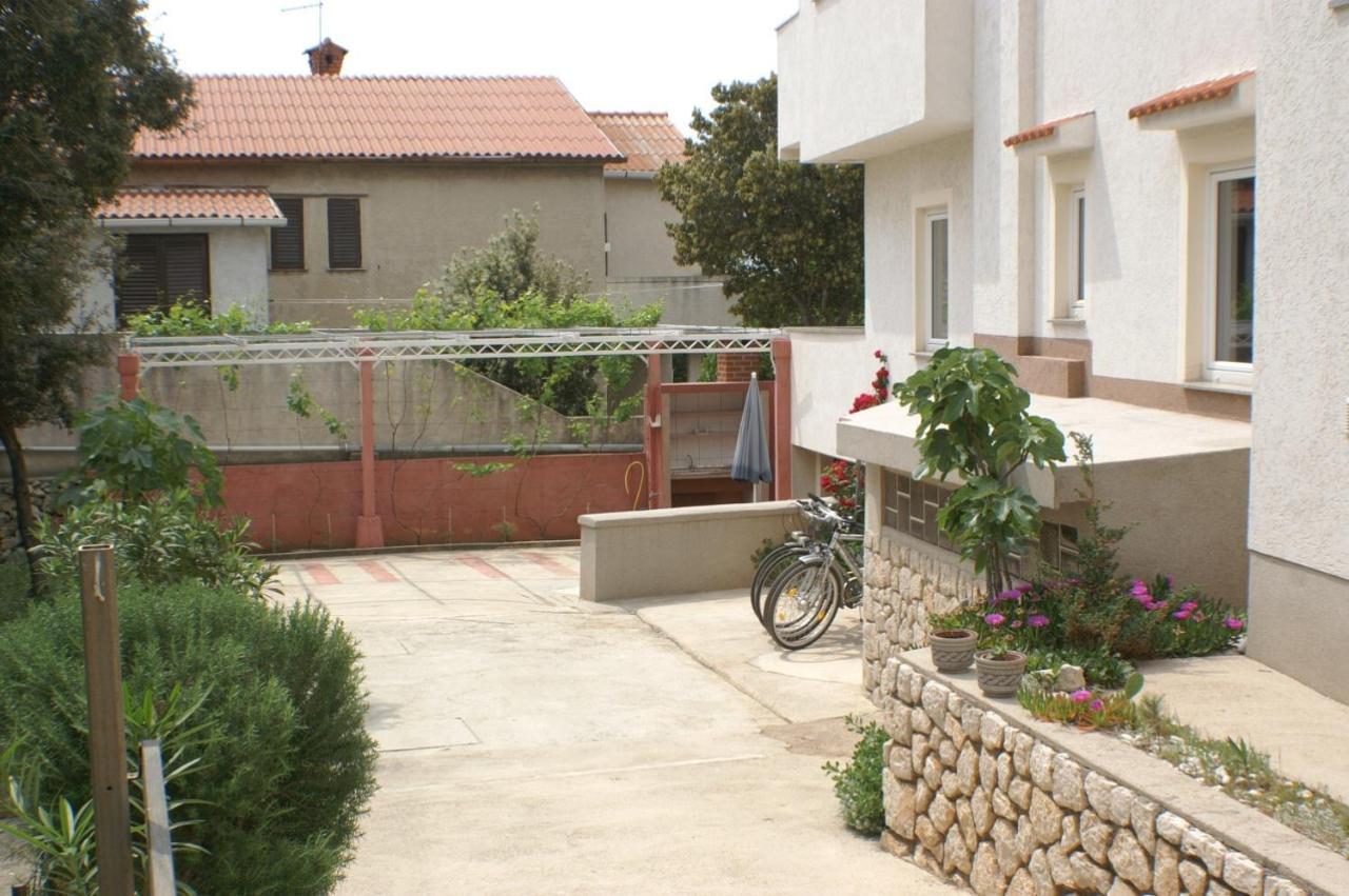Apartments By The Sea Mandre, Pag - 4098 Esterno foto